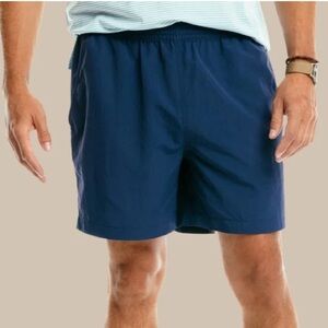Southern Tide Shoreline 6" Nylon Short Large